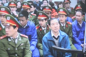 Hậu xét xử Dương Chí Dũng: kê biên và trách nhiệm các bộ, ngành